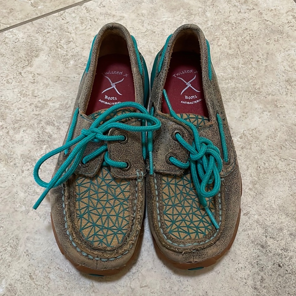 Kids size 12 Twisted Boots moccasin shoes